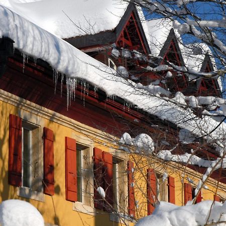 Hotel De L'Aigle Couvet Екстериор снимка