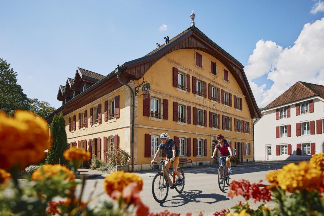 Hotel De L'Aigle Couvet Екстериор снимка