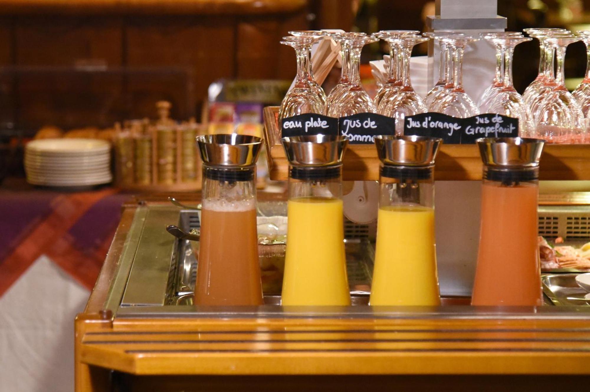 Hotel De L'Aigle Couvet Екстериор снимка