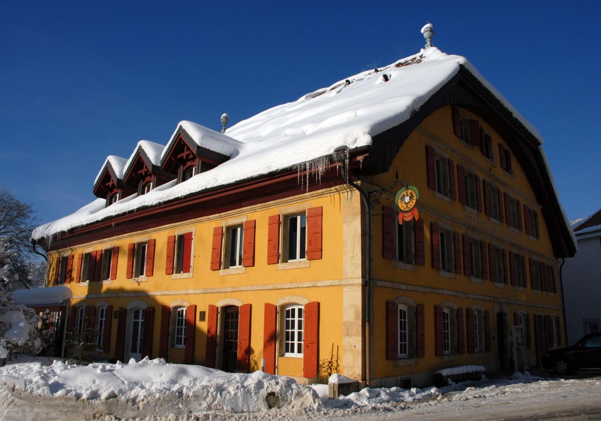 Hotel De L'Aigle Couvet Екстериор снимка